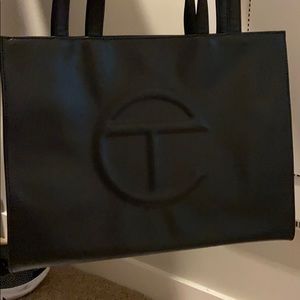 Telfar bag medium black